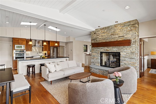 Detail Gallery Image 9 of 54 For 521 24th Pl, Hermosa Beach,  CA 90254 - – Beds | – Baths