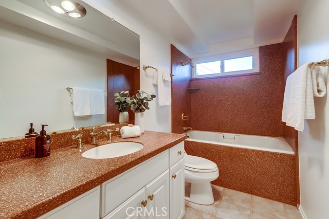 6609 Via Canada, Rancho Palos Verdes CA: https://media.crmls.org/medias/765cd3dd-8a22-4dd0-8d52-bdb5c0cf80de.jpg