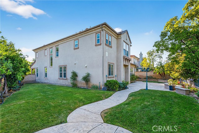 Image 17 of 46 For 26812 Peppertree Drive