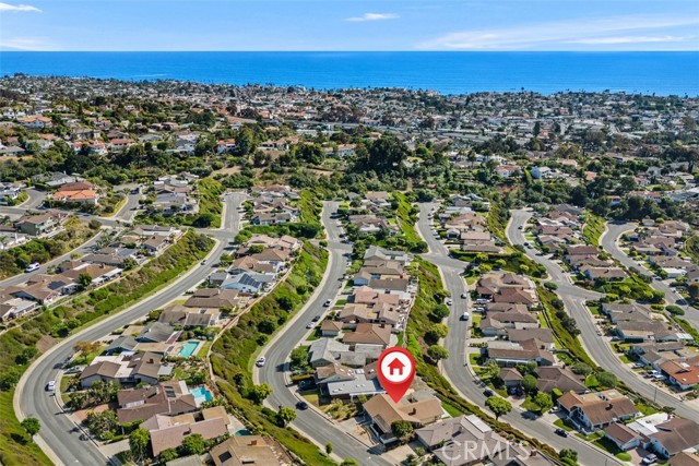 317 Calle Familia, San Clemente CA: https://media.crmls.org/medias/765d1a35-e168-4651-80c6-27ab6424b8e9.jpg