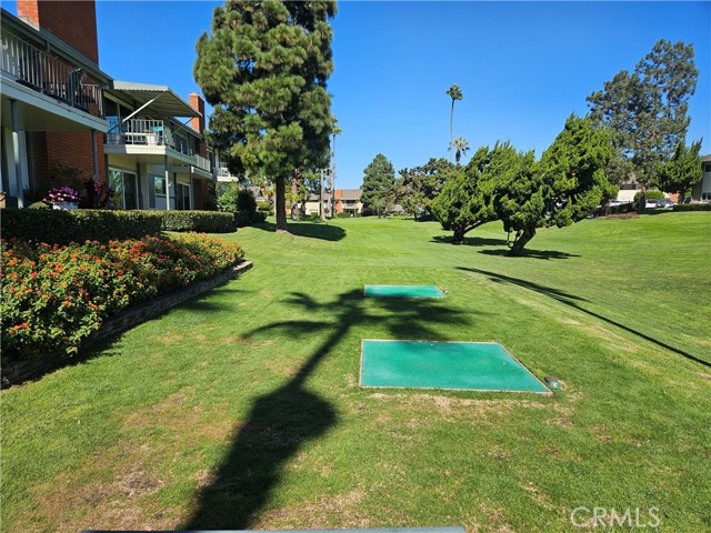 Detail Gallery Image 34 of 55 For 22741 Nadine Circle #B,  Torrance,  CA 90505 - 2 Beds | 1/1 Baths