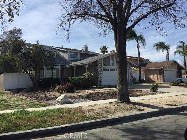 18105 San Jacinto Avenue Fontana CA 92336