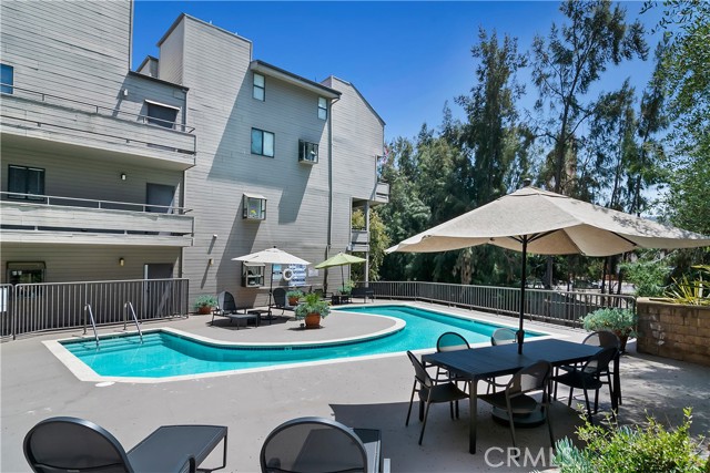 Detail Gallery Image 47 of 51 For 13331 Moorpark St #315,  Sherman Oaks,  CA 91423 - 2 Beds | 2 Baths