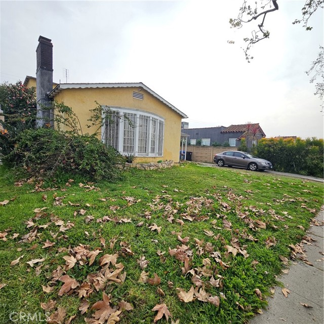 Detail Gallery Image 2 of 25 For 3712 Wellington Rd, Los Angeles,  CA 90016 - 4 Beds | 3 Baths