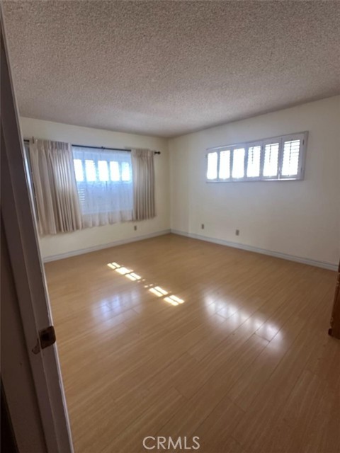 Detail Gallery Image 10 of 14 For 915 S Glenview, West Covina,  CA 91791 - 3 Beds | 2 Baths