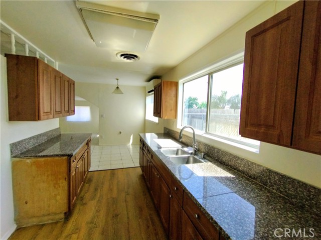 13410 Berg Street, Sylmar CA: https://media.crmls.org/medias/76613f94-f77f-433b-861e-f147d1f804f7.jpg
