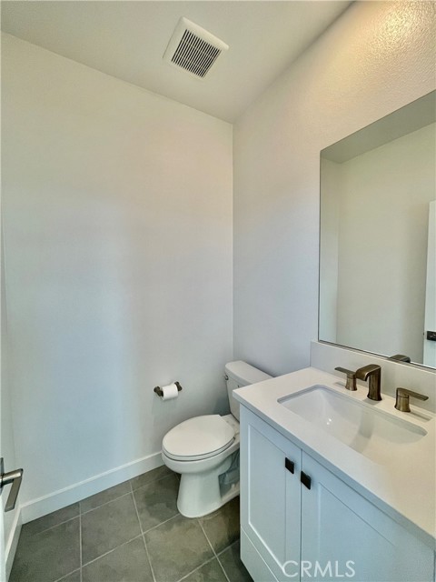 Detail Gallery Image 16 of 20 For 114 Culture, Irvine,  CA 92618 - 3 Beds | 2/2 Baths