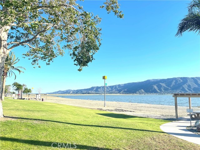 29157 Sunforest, Lake Elsinore CA: https://media.crmls.org/medias/76638922-f857-47ae-959e-9992f92a8bd4.jpg