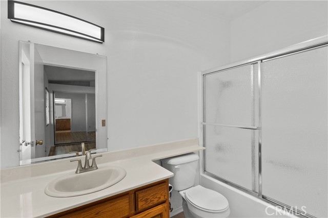 Full bathroom upstairs in primary bedroom one
