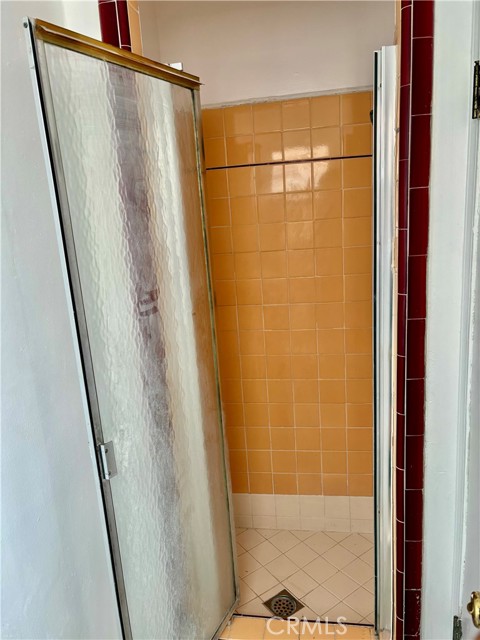 Detail Gallery Image 5 of 9 For 10518 S Vermont Ave, Los Angeles,  CA 90044 - 1 Beds | 1 Baths