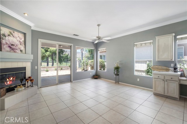 29365 Sparkling Drive, Menifee CA: https://media.crmls.org/medias/766465a7-c70d-439b-b3c9-96e876aaaeba.jpg