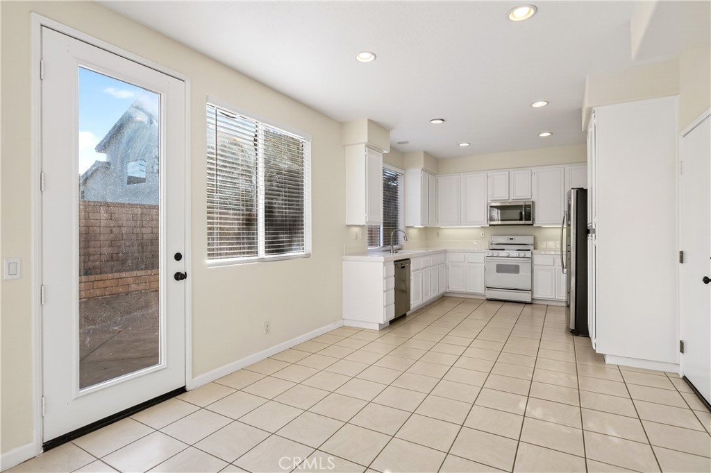 MLS #OC25263276 image #13