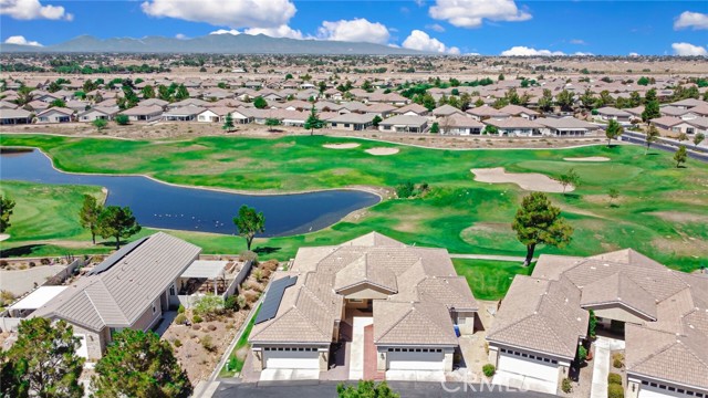 11096 Sandy Lane, Apple Valley CA: https://media.crmls.org/medias/76654b43-f745-4e1d-bf2d-a18eac8fa060.jpg