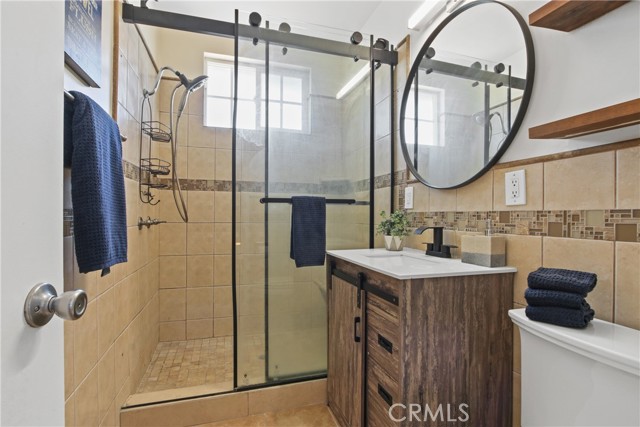 14906 Grevillea Avenue, Lawndale CA: https://media.crmls.org/medias/7665ce28-7d26-4ed6-bac4-f61441e6e9d3.jpg