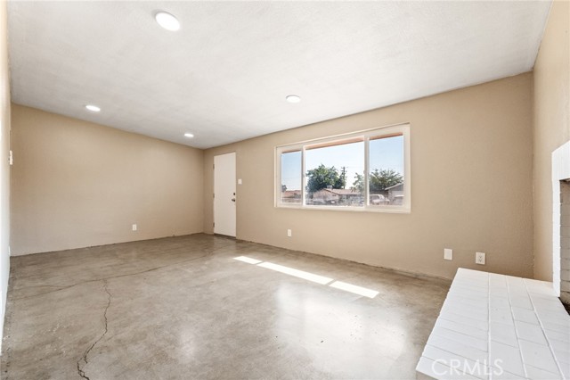 Detail Gallery Image 6 of 18 For 6370 El Dorado Ave, Yucca Valley,  CA 92284 - 2 Beds | 1 Baths