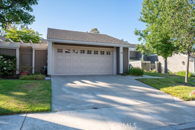 Detail Gallery Image 1 of 1 For 18 Canyon Ridge #71,  Irvine,  CA 92603 - 3 Beds | 2 Baths