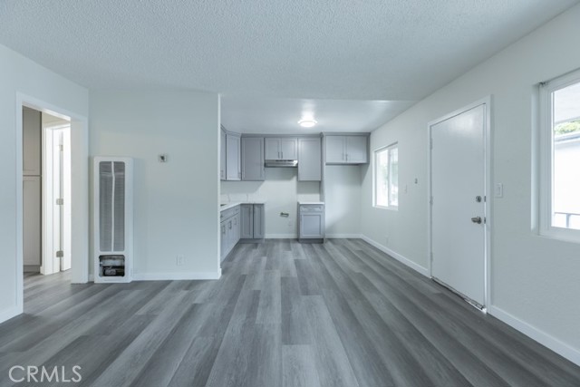 5476 Linden Avenue, Long Beach CA: https://media.crmls.org/medias/766615d1-37a4-49d6-afd9-dac4eb74fb5b.jpg