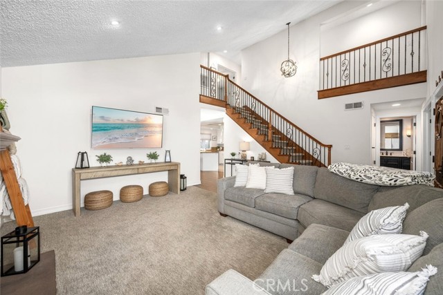 Image 16 of 75 For 11371 Harkers Court