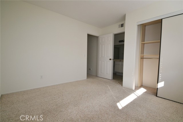 Detail Gallery Image 7 of 20 For 2621 Plaza Del Amo #529,  Torrance,  CA 90503 - 2 Beds | 2/1 Baths