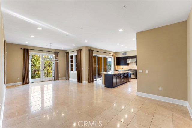 Detail Gallery Image 5 of 29 For 23500 Park Sorrento #C41,  Calabasas,  CA 91302 - 3 Beds | 3/1 Baths