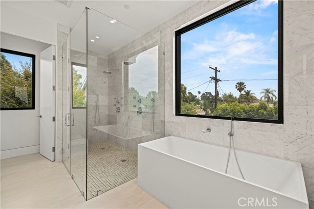 Detail Gallery Image 63 of 75 For 4532 Katherine, Sherman Oaks,  CA 91423 - 6 Beds | 6/1 Baths
