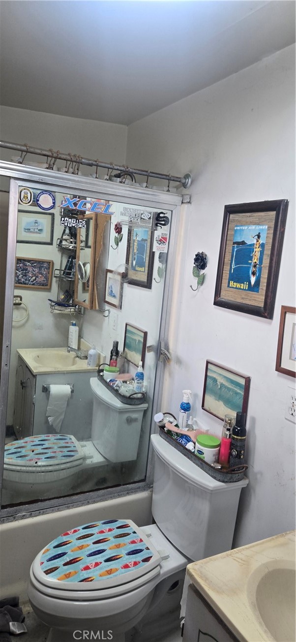 4527 Kickapoo Court, San Diego CA: https://media.crmls.org/medias/7669dab3-c9a0-42d2-bd94-bb7322f95f5b.jpg