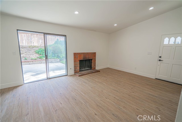 Detail Gallery Image 13 of 22 For 25712 Lupita, Valencia,  CA 91355 - 3 Beds | 2 Baths