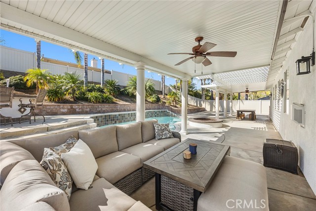 Detail Gallery Image 33 of 40 For 1826 Morfontaine Way, Corona,  CA 92883 - 3 Beds | 2 Baths