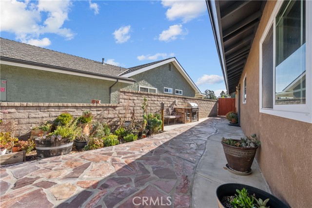 Detail Gallery Image 35 of 41 For 23034 Willow View Cir, Valencia,  CA 91354 - 4 Beds | 2 Baths