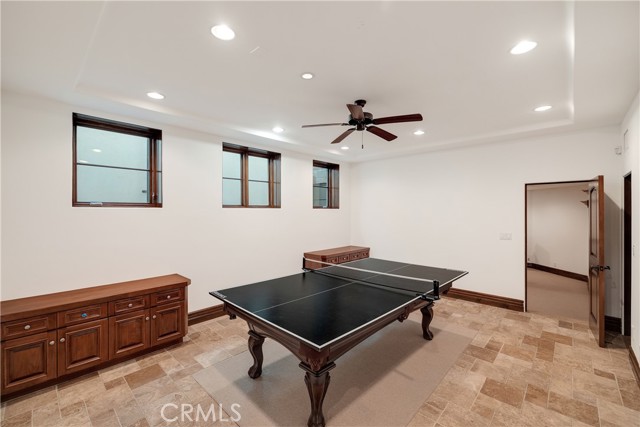 718 N Poinsettia Avenue, Manhattan Beach CA: https://media.crmls.org/medias/766c9341-6352-4772-9b04-7acd54003fde.jpg