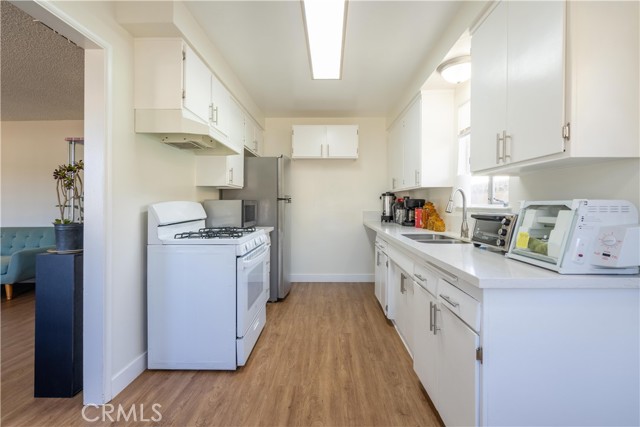 Detail Gallery Image 10 of 32 For 39543 Armfield Ave, Palmdale,  CA 93551 - 3 Beds | 2 Baths