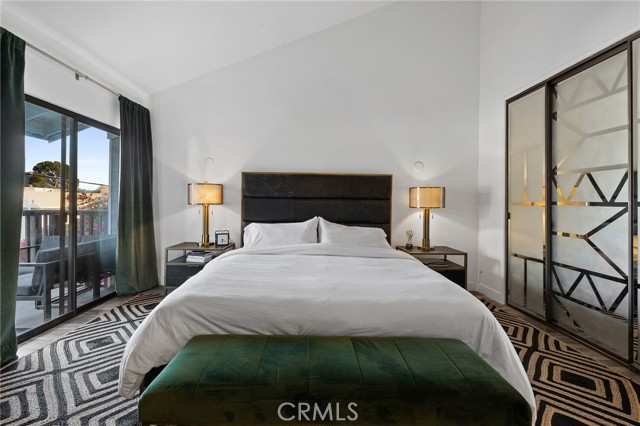 Detail Gallery Image 17 of 46 For 5100 Riverton Ave #14,  North Hollywood,  CA 91601 - 3 Beds | 2/1 Baths