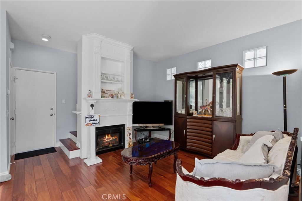 MLS #SR25249362 image #3