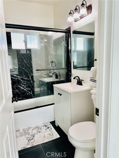 Detail Gallery Image 8 of 9 For 225 Avenida Miramar a,  San Clemente,  CA 92672 - 1 Beds | 1 Baths