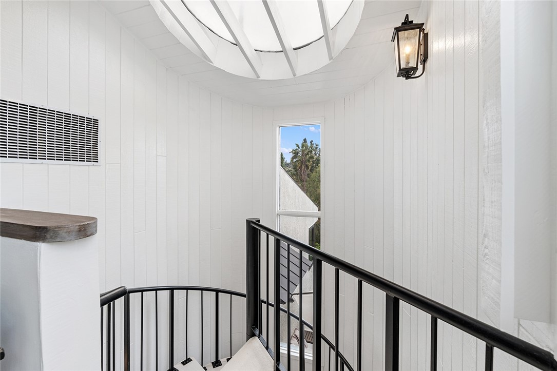 Detail Gallery Image 50 of 64 For 4769 Galendo St, Woodland Hills,  CA 91364 - 4 Beds | 3/1 Baths