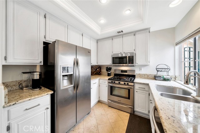 Detail Gallery Image 12 of 44 For 28747 La Triana, Laguna Niguel,  CA 92677 - 2 Beds | 2 Baths