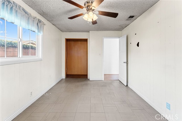 1045 Cathedral Way, Pomona CA: https://media.crmls.org/medias/766ffdc3-79b2-49c5-81d6-6a6f72295d25.jpg