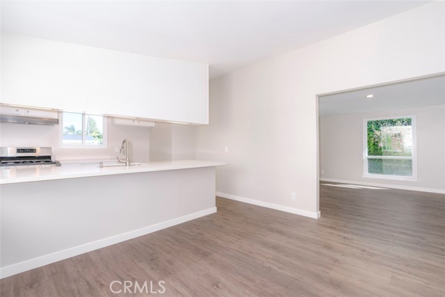 Detail Gallery Image 7 of 26 For 2391 Westminster Ave, Costa Mesa,  CA 92627 - 3 Beds | 2 Baths