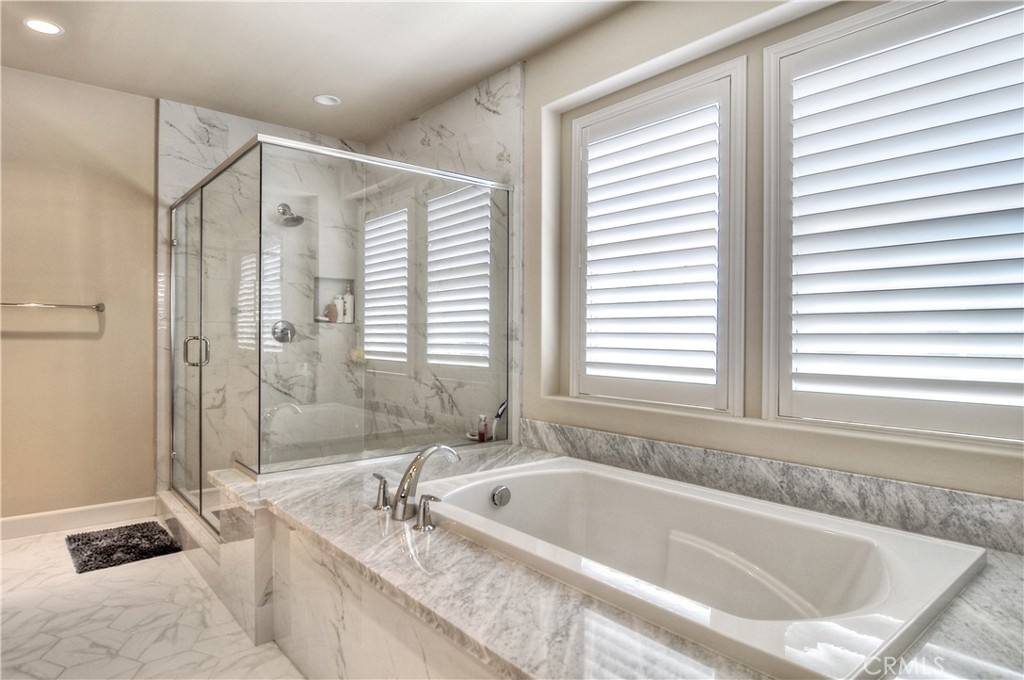 MLS #OC25228348 image #17