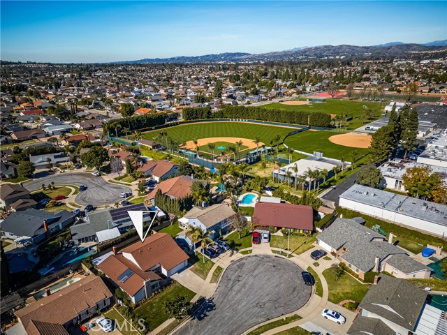 Detail Gallery Image 12 of 70 For 1519 Shaver Way, Placentia,  CA 92870 - 5 Beds | 3 Baths