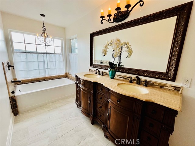 Detail Gallery Image 28 of 41 For 28414 Foothill Dr, Agoura Hills,  CA 91301 - 2 Beds | 2 Baths