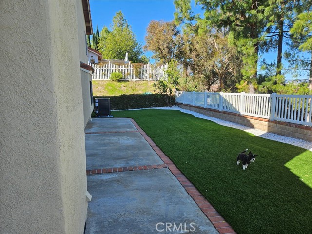 Detail Gallery Image 28 of 33 For 24825 Laurelcrest, Stevenson Ranch,  CA 91381 - 4 Beds | 3 Baths