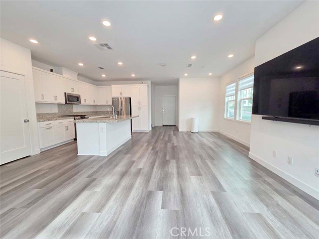 Detail Gallery Image 4 of 24 For 12060 Turnleaf Ave, Whittier,  CA 90602 - 4 Beds | 3 Baths