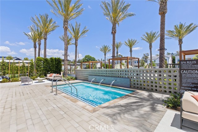 180 Paddlewheel, Lake Forest CA: https://media.crmls.org/medias/76729d00-1b74-44fb-8163-2315e8037e13.jpg