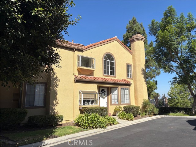 25 Via Falerno, Aliso Viejo CA: https://media.crmls.org/medias/76732842-74bf-48a9-8c9a-9f10926f0e74.jpg