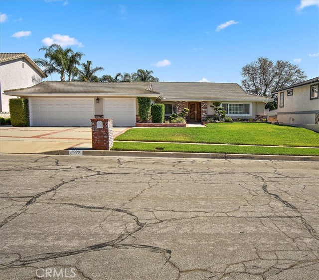 Detail Gallery Image 1 of 1 For 1926 Eloise Way, Upland,  CA 91784 - 4 Beds | 2 Baths