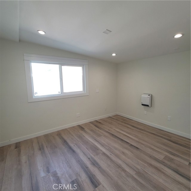 Detail Gallery Image 13 of 20 For 5148 San Feliciano Dr, Woodland Hills,  CA 91364 - 2 Beds | 1 Baths