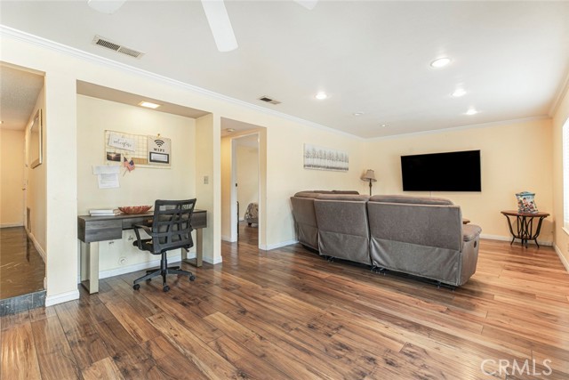 Detail Gallery Image 15 of 49 For 22836 Covello St, West Hills,  CA 91307 - 5 Beds | 3 Baths