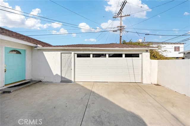 Detail Gallery Image 7 of 11 For 3423 W 59th St, Los Angeles,  CA 90043 - 4 Beds | 3/1 Baths