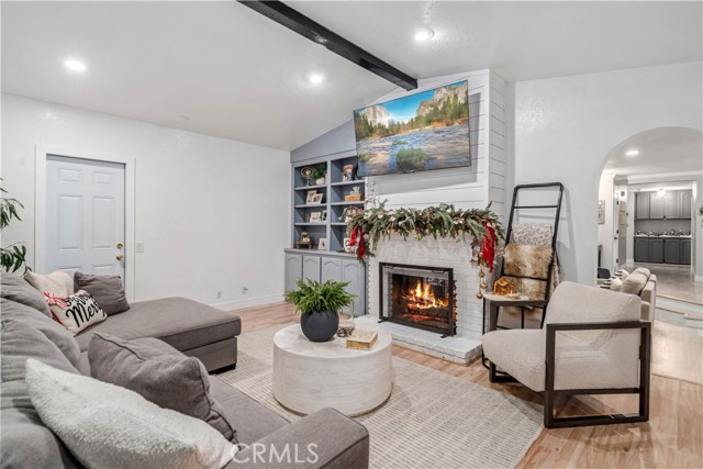 Detail Gallery Image 13 of 57 For 43034 Cherbourg, Lancaster,  CA 93536 - 3 Beds | 2 Baths